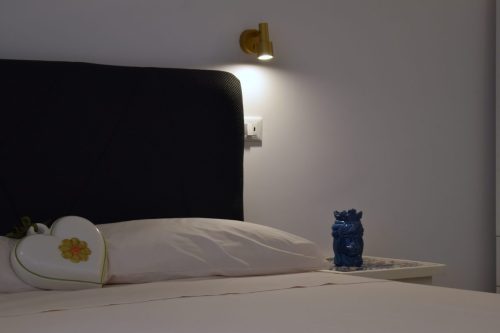 Particolare-letto-matrimoniale-vento-casadamorelipari