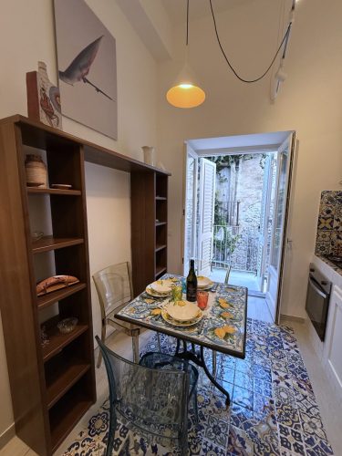 Zona-pranzo-Vento-casadamorelipari